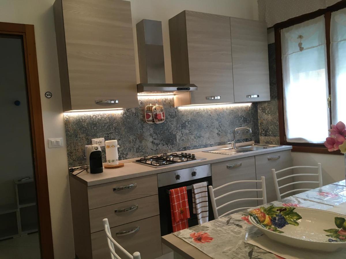 Casa Sangion Apartment Каорле Екстериор снимка